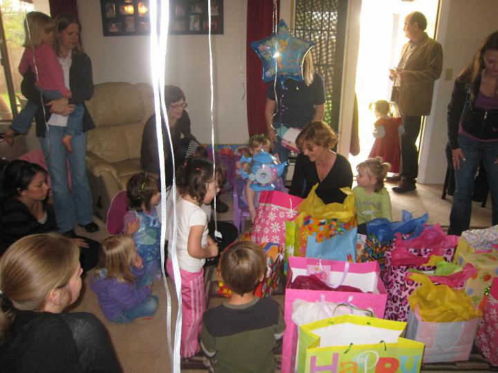 Birthday Party 032.JPG